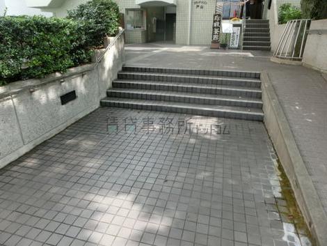 正面玄関
