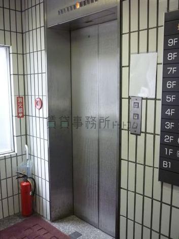 エレベーター