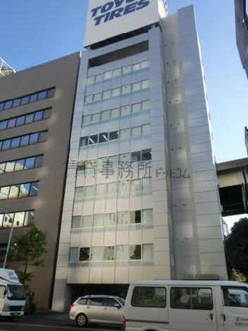 北向きのオフィスビル