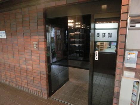 正面玄関