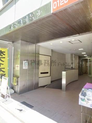 正面玄関