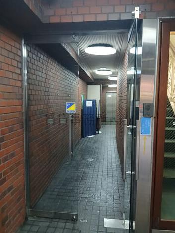正面玄関