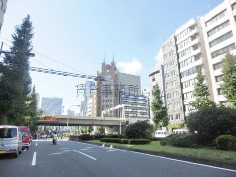 東銀座駅方面へ向かう通りです