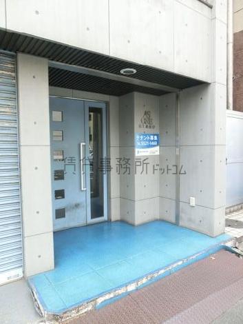 正面玄関