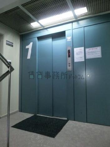 エレベーター