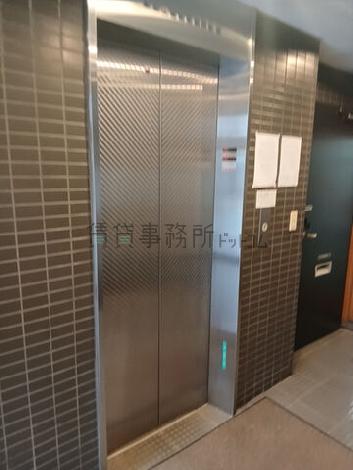 エレベーター