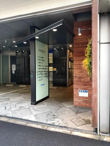 正面玄関