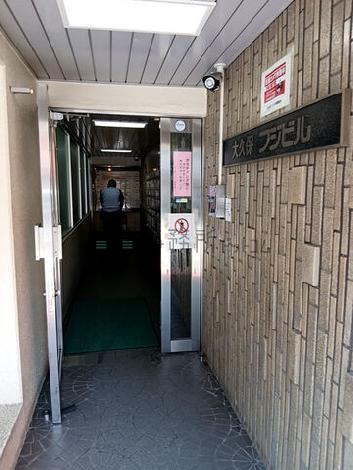 正面玄関