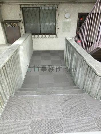 正面玄関
