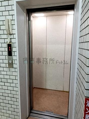 エレベーター