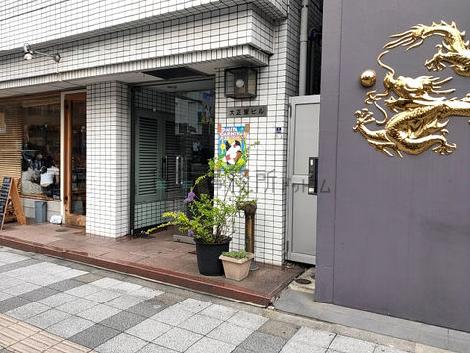 正面玄関