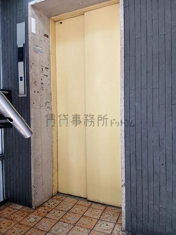 エレベーター