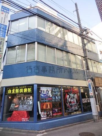 低層建てのオフィス