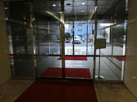 正面玄関