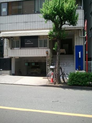 正面玄関