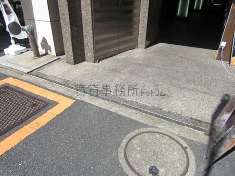 正面玄関