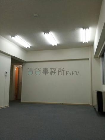 新宿Qフラットビルの