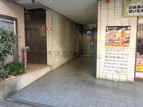 正面玄関