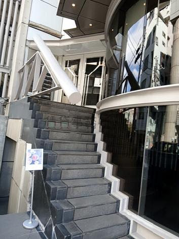 正面玄関