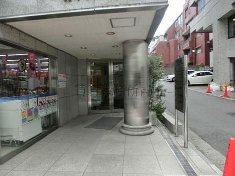 正面玄関