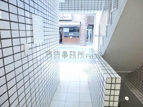 正面玄関