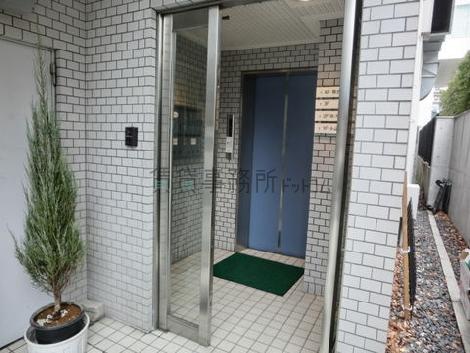 正面玄関