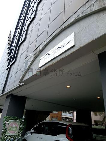 正面玄関