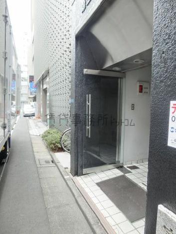 正面玄関
