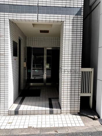 正面玄関