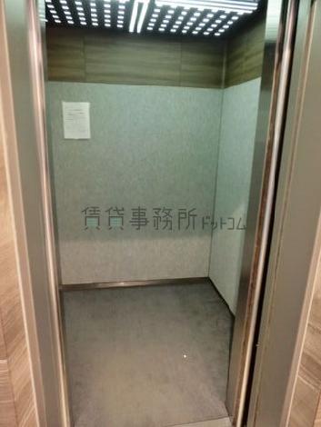 13人乗りです