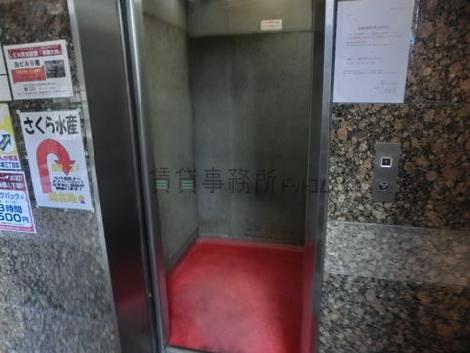 エレベーター