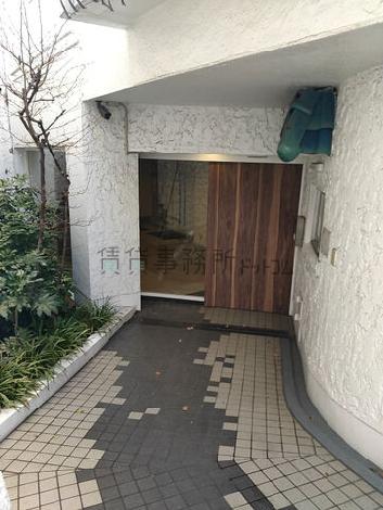 正面玄関
