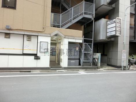 正面入口
