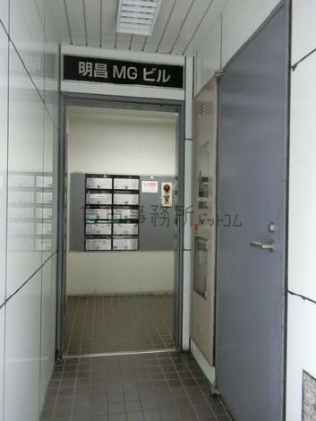 正面玄関