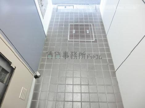 タイル張りで綺麗です