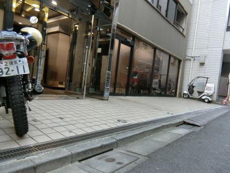 正面玄関