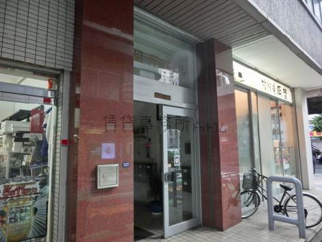 正面玄関
