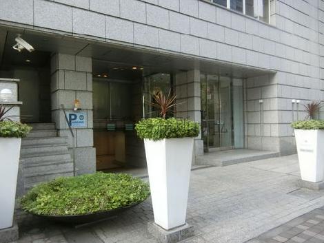正面玄関