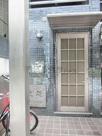 正面玄関