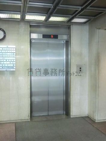 エレベーター