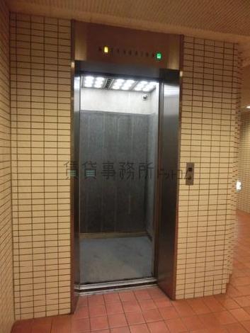 エレベーター