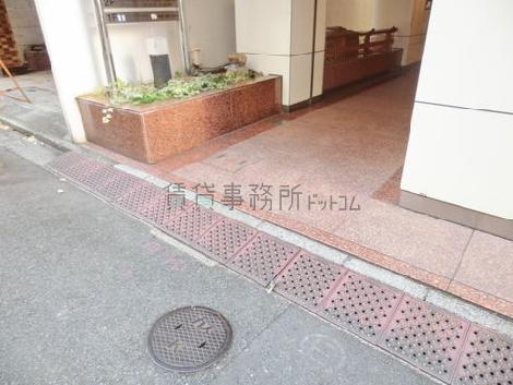 正面玄関