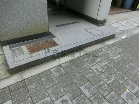 正面玄関