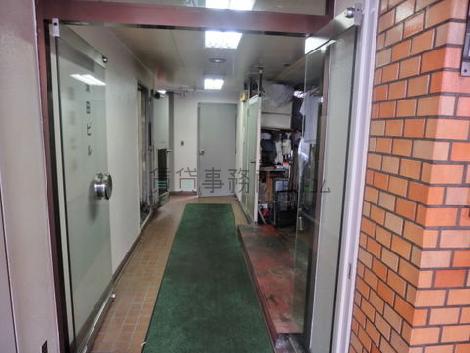 正面玄関