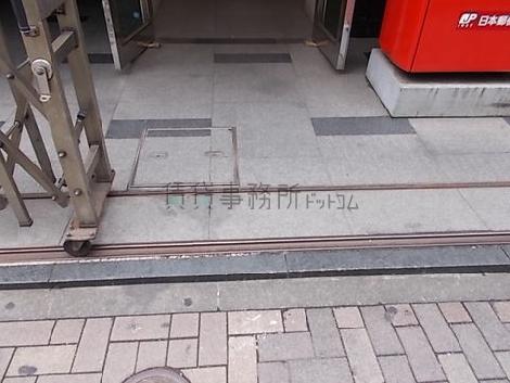 正面玄関