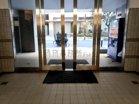 正面玄関
