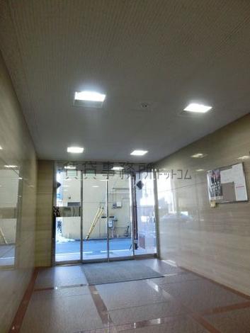 正面玄関