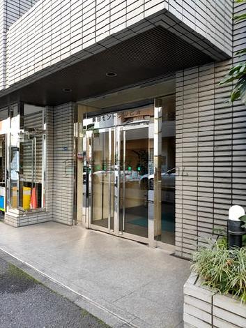 正面玄関