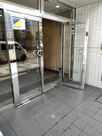 正面玄関