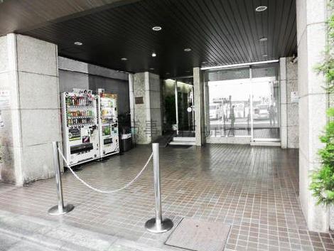 正面玄関